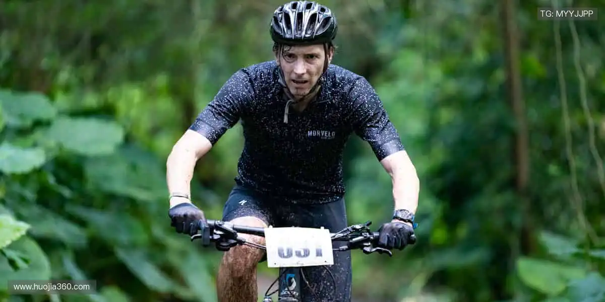 ⚽️【足下生风】每一步，都是胜利的心跳！